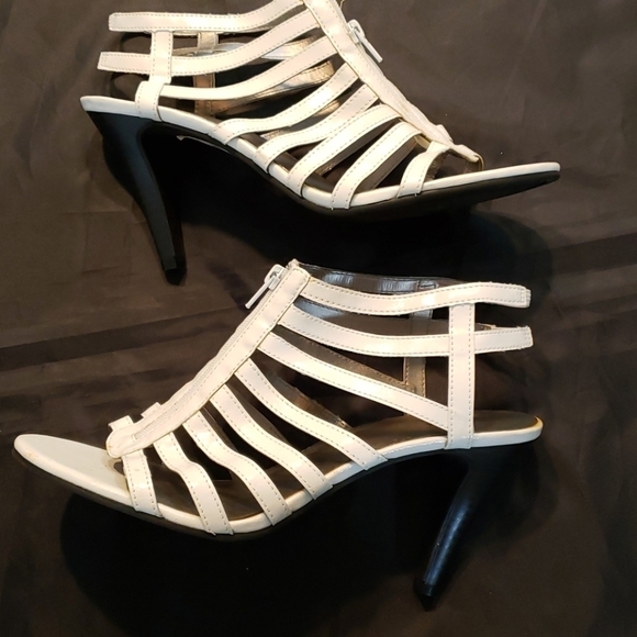 Worthington Gladiator 4" Heels sz8 White VGC - Picture 3 of 11